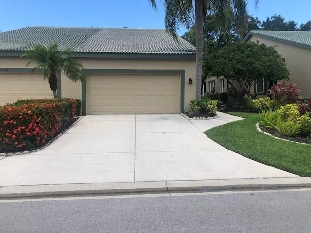 8520 54th Avenue Cir E, Bradenton, FL 34211