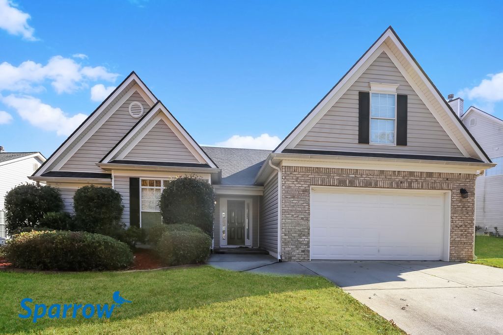 2010 Charleston Oak Cir, Lawrenceville, GA 30043