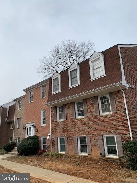 736 Quince Orchard Blvd #10, Gaithersburg, MD 20878