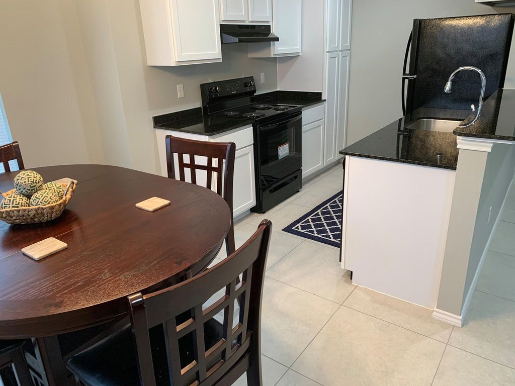 1202 Mile E, Mercedes, TX 78570