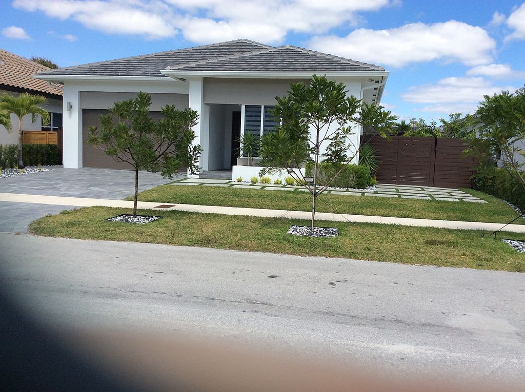 15101 SW 175th St, Miami, FL 33187