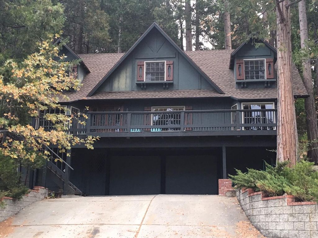 425 Golf Course Way, Lake Arrowhead, CA 3 Bed, 2 Bath SingleFamily