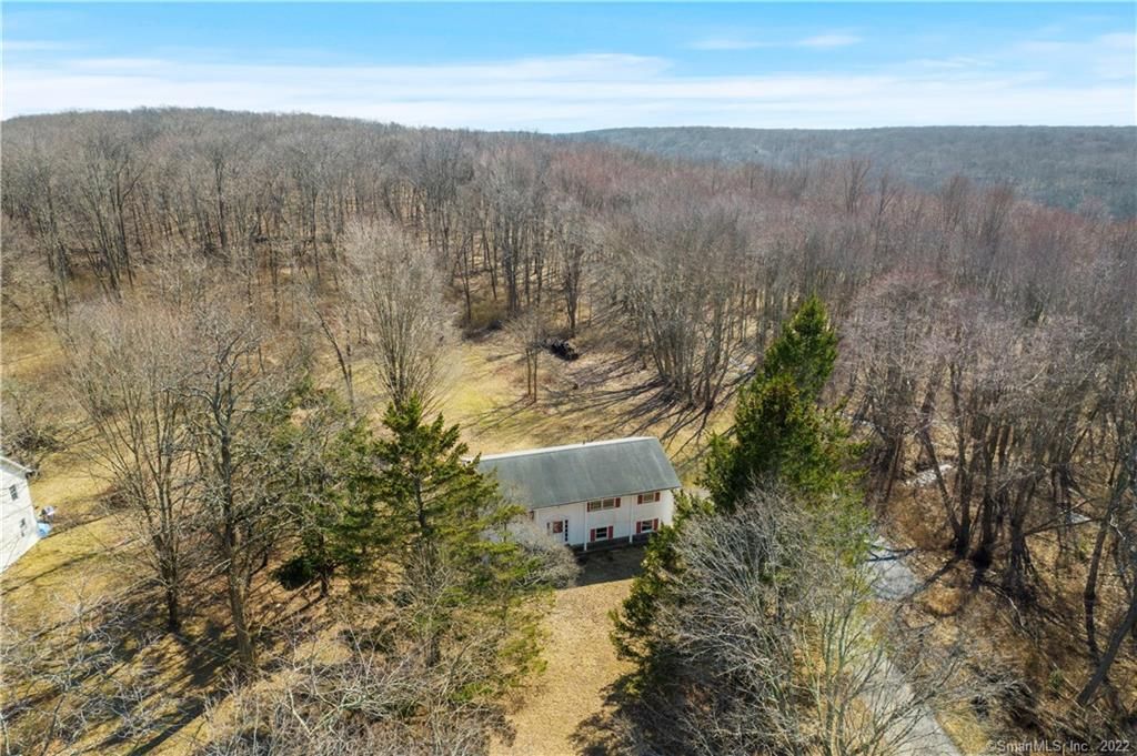 245 Kelsey Hill Rd, Deep River, CT 06417