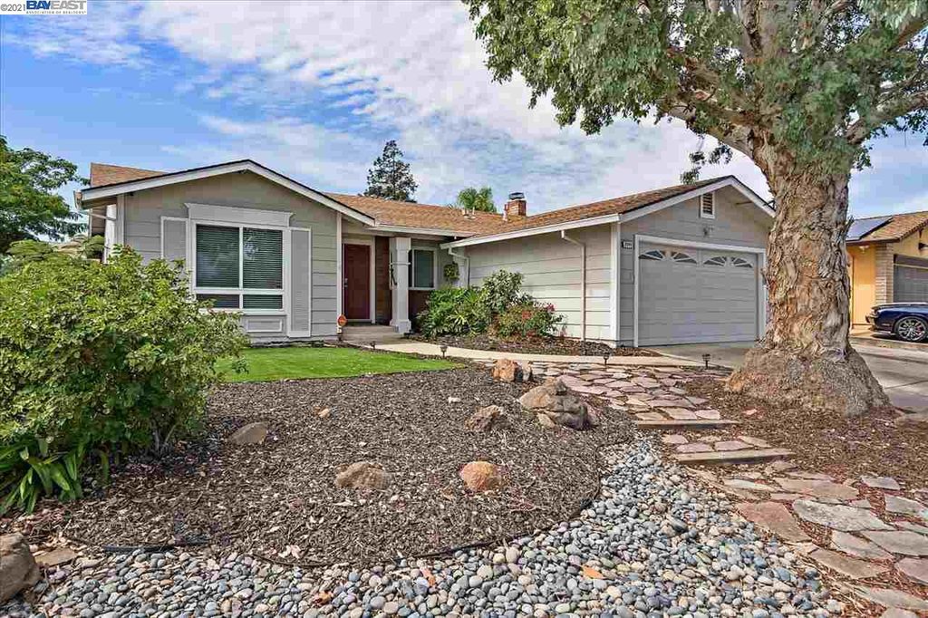 2144 Ackerman Dr, Pittsburg, CA 94565