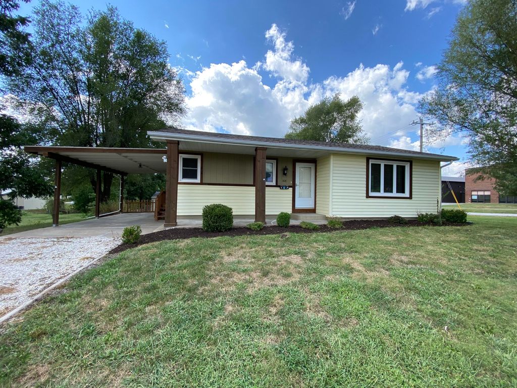 308 Bloomington St, Bevier, MO 63532