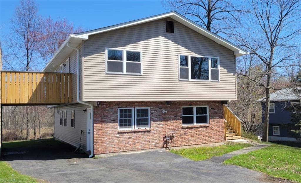 38 Brewer Rd, Monsey, NY 10952 6 Bed, 4 Bath SingleFamily Home 28