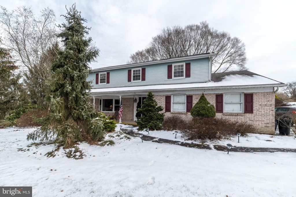 5787 Werleys Corner Rd, New Tripoli, PA 18066