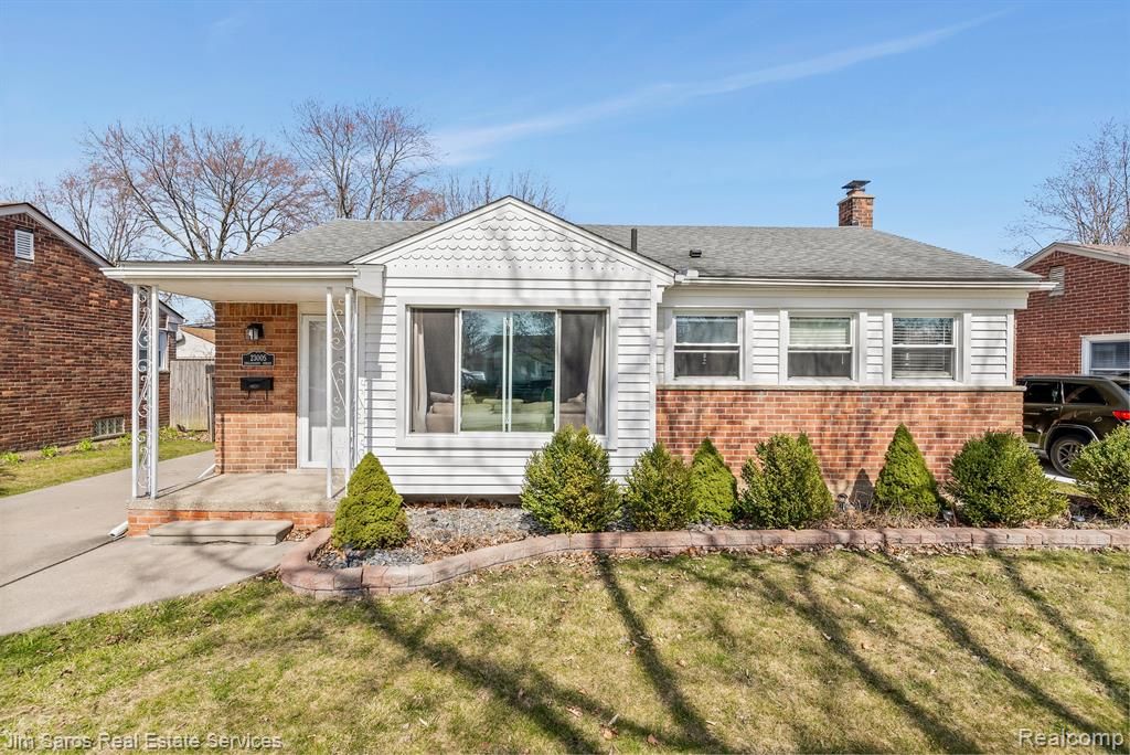 23005 Englehardt St, Saint Clair Shores, MI 48080 Trulia