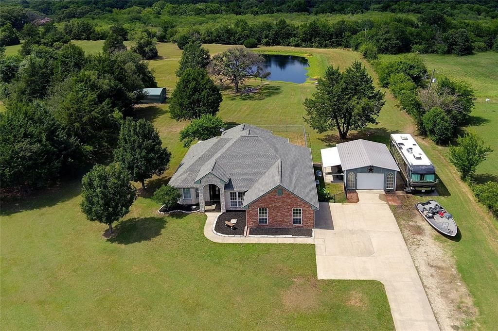 Homes For Sale In Kemp Tx - Homes For Sale In Kemp Tx Over 300 000 : Homes for sale in kemp, tx have a median listing price of $224,500 and a price per square foot of $125.