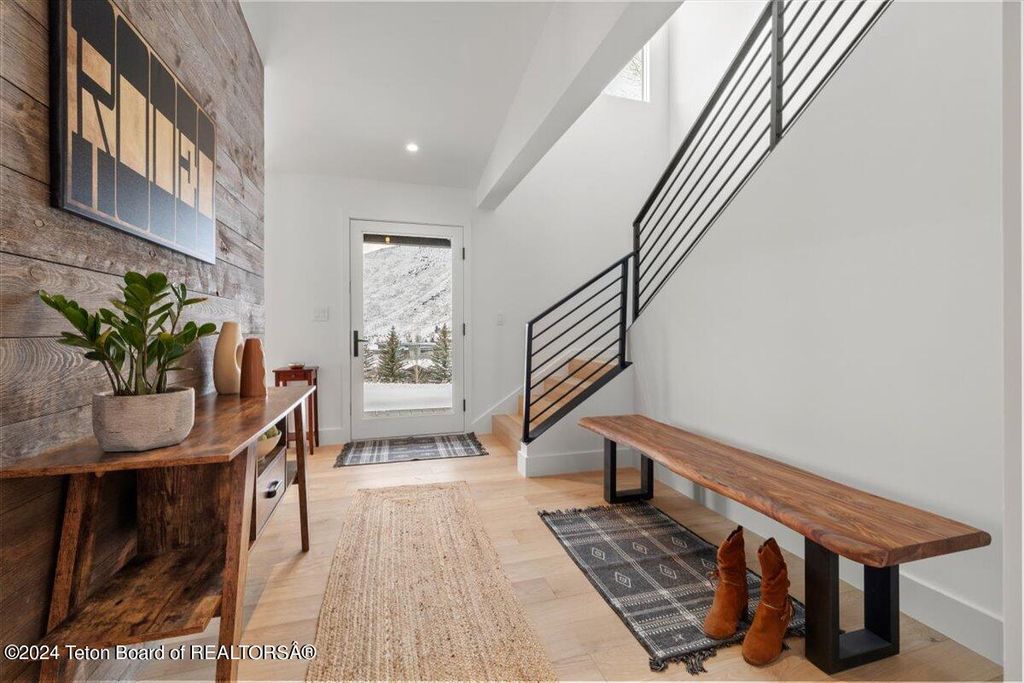 670 Rodeo Dr, Jackson, WY 83001 MLS 232076 Trulia