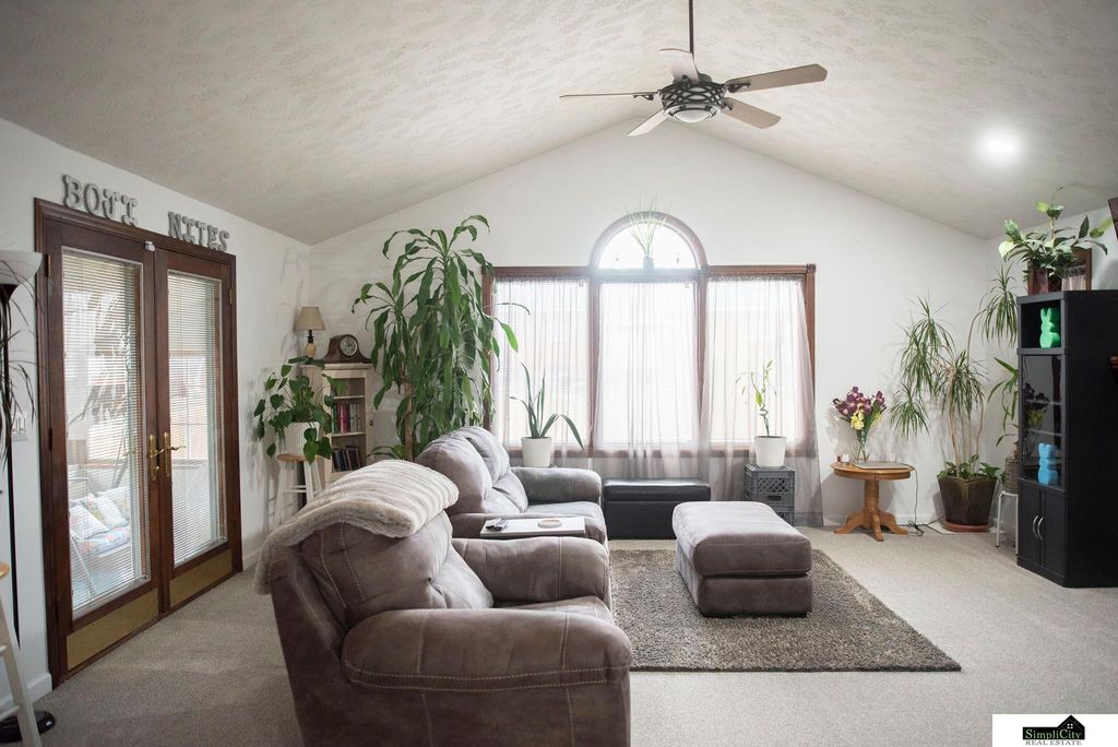 500 Driftwood Dr, Lincoln, NE 68510 MLS 22411890 Trulia