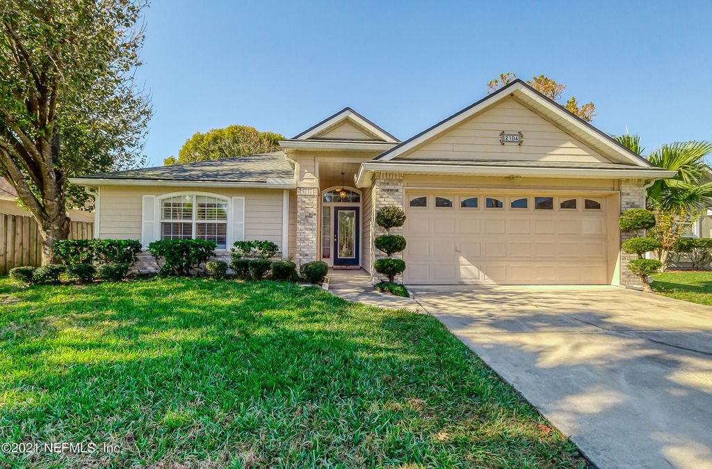 2104 El Lago Way, Jacksonville, FL 32224
