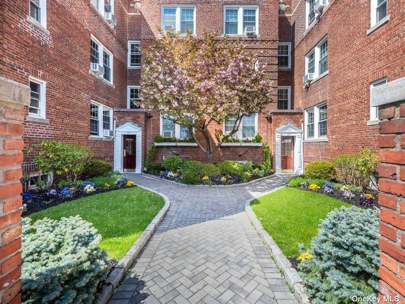 17 Gaynor Avenue UNIT 3A, Manhasset, NY 11030 Trulia