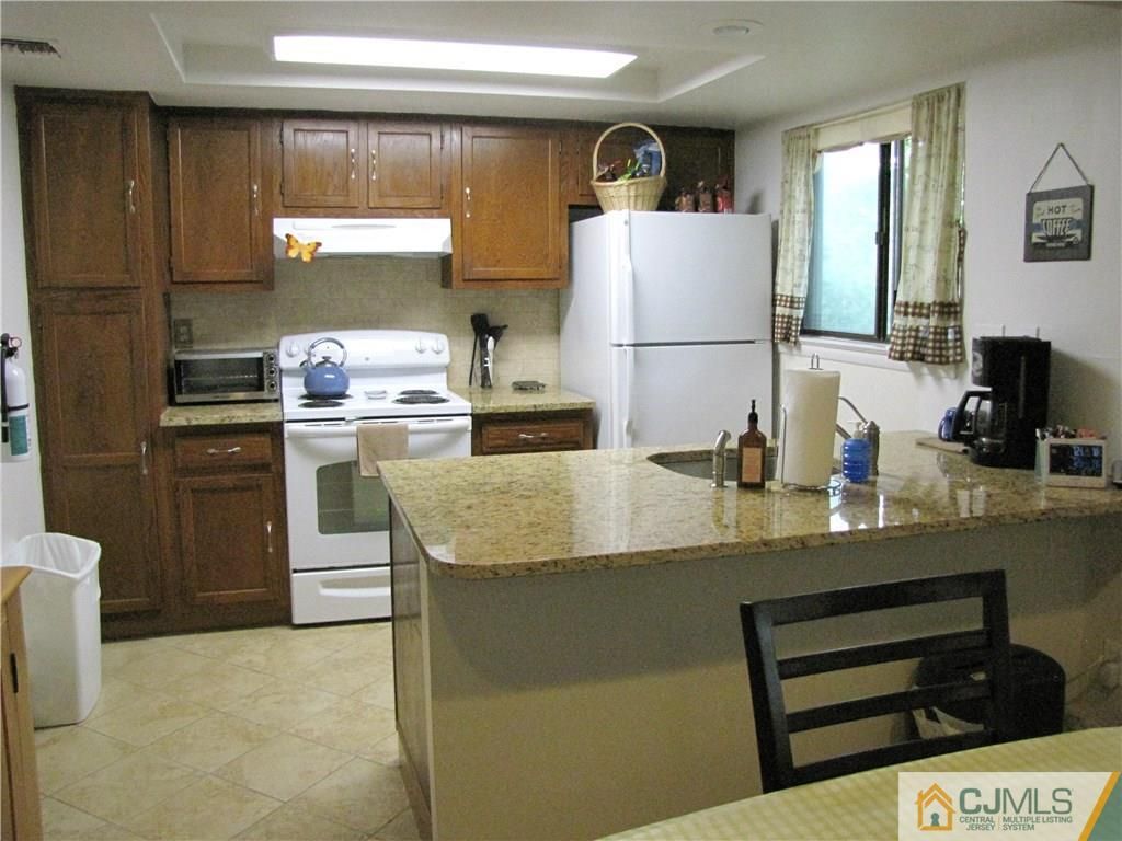 46 Dover Rd #C, Monroe Township, NJ 08831