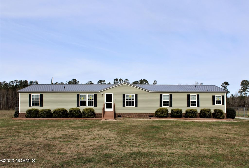 2480 Wilmar Rd, Vanceboro, NC 4 Bed, 2 Bath Mobile / Manufactured