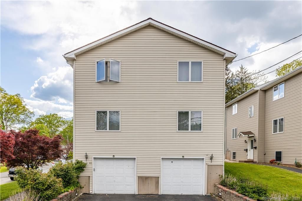 67 Roosevelt St #67, New Britain, CT 06051
