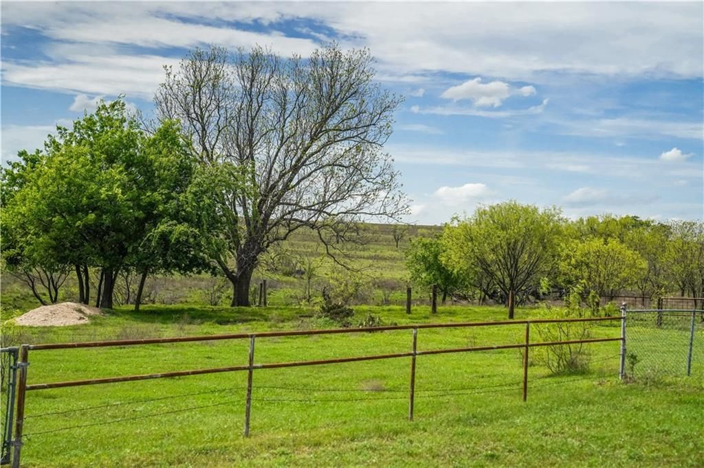 272 County Road 2323 252.12, Lometa, TX 76853 Trulia