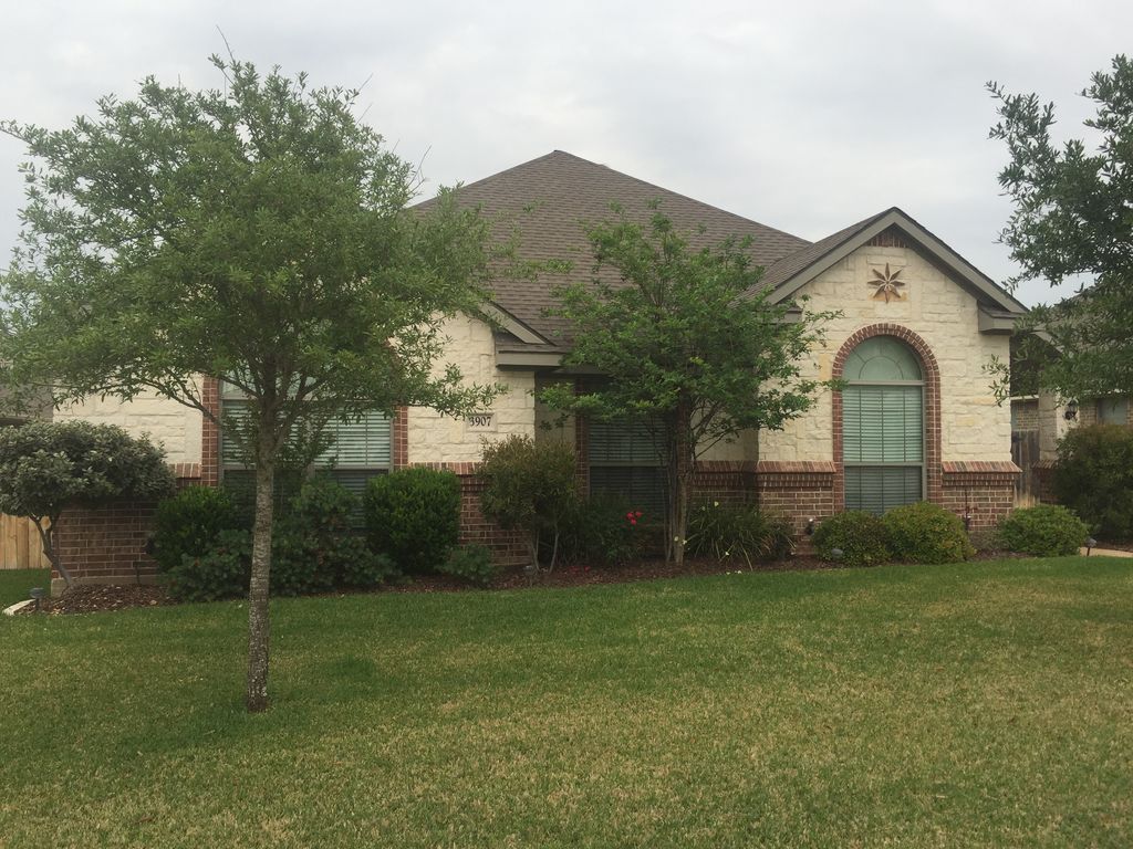 3907 Tournay Ln, College Station, TX 77845