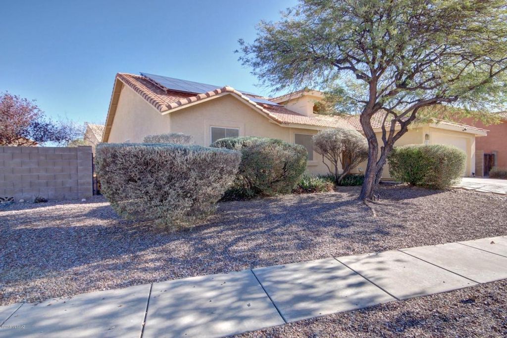 9577 E  Paseo, Tucson, AZ 85747