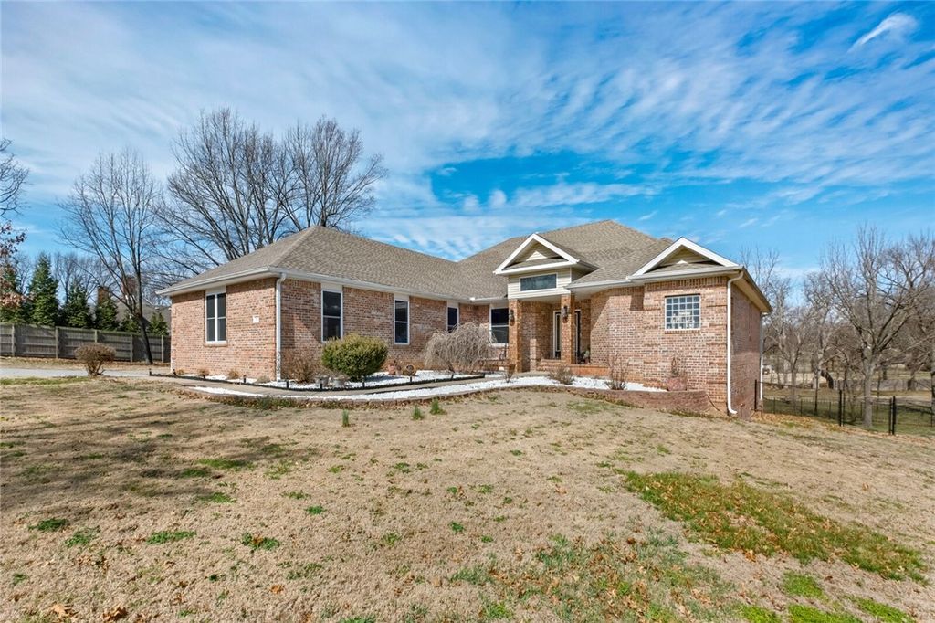 2837 W  New Hope Rd, Rogers, AR 72758