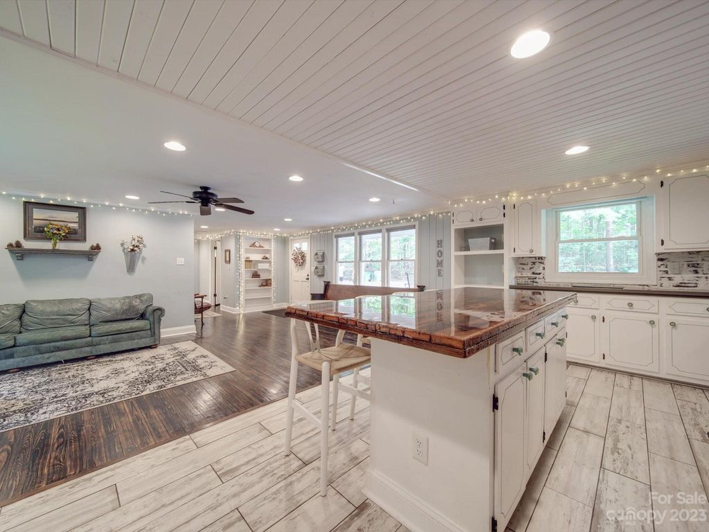 431 E 3rd St, Oakboro, NC 28129 Trulia