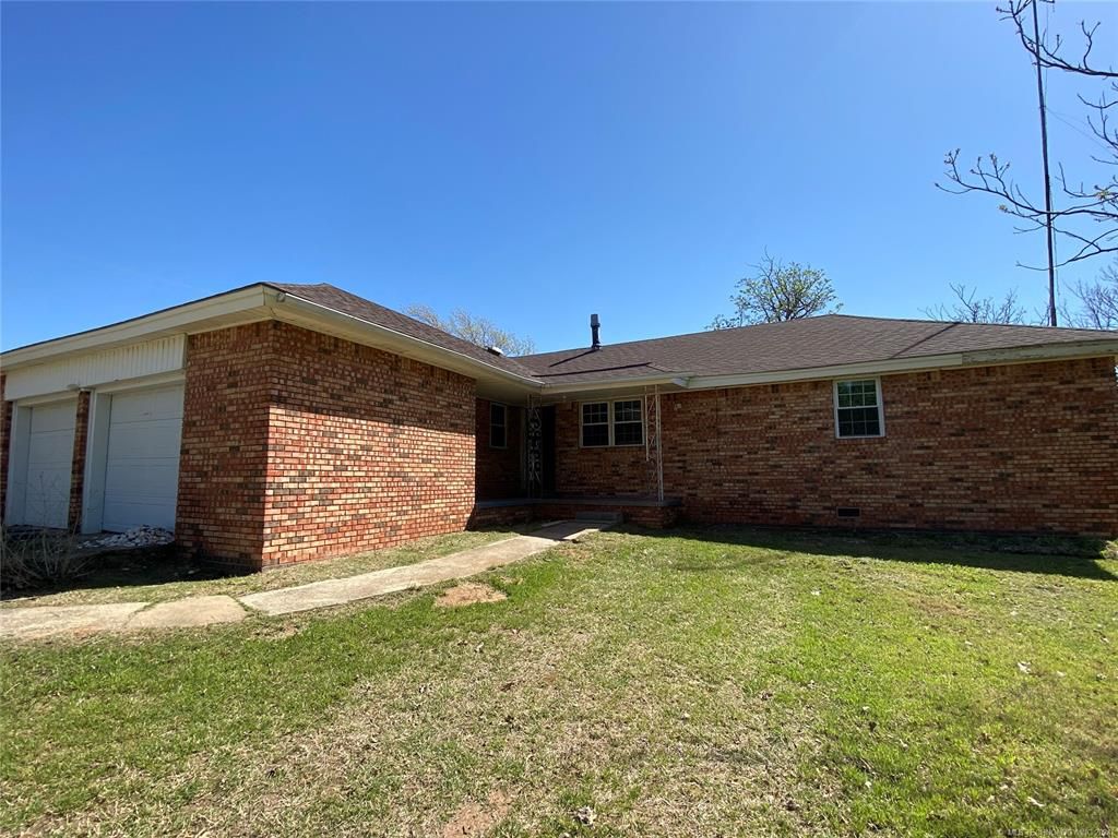 33 Blossom Dr, Wilson, OK 73463