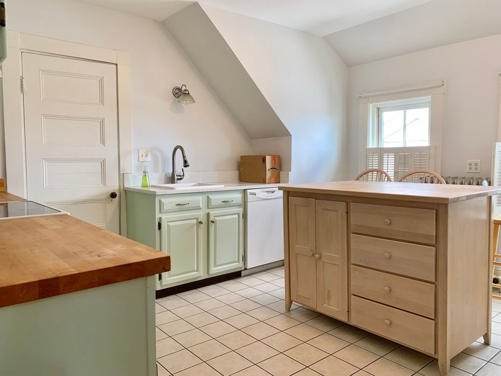 9 Prospect Hill Ave #3, Somerville, MA 02143