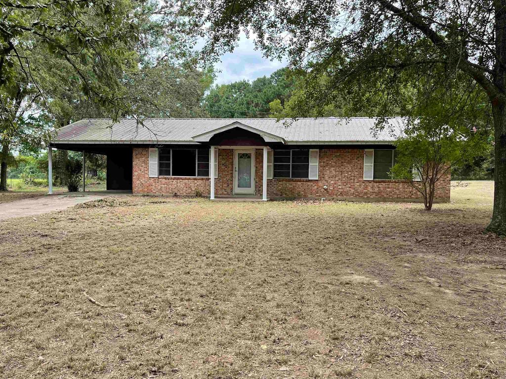 107 County Road 199, Gary, TX 75643