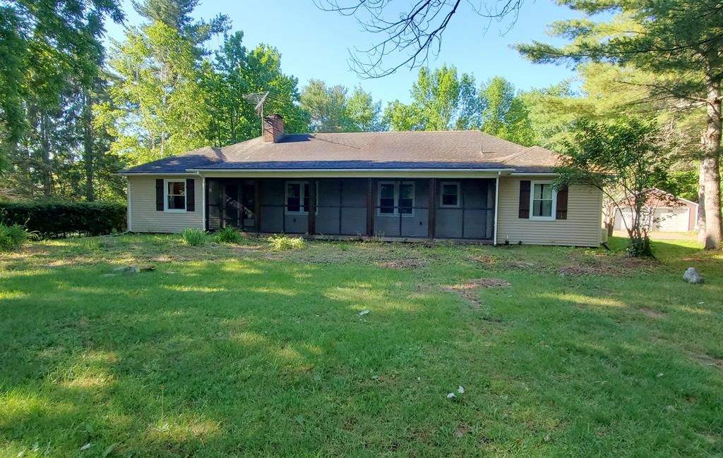103 Archie Bordeau Rd, Plattsburgh, NY 12901