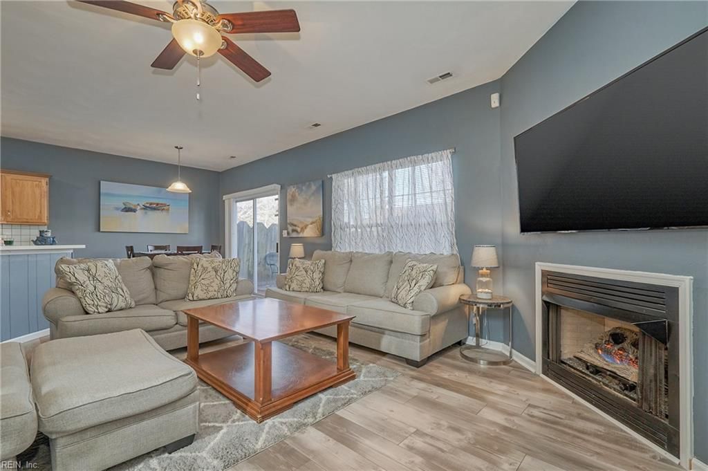 105 Croatan Ct, Smithfield, VA 23430