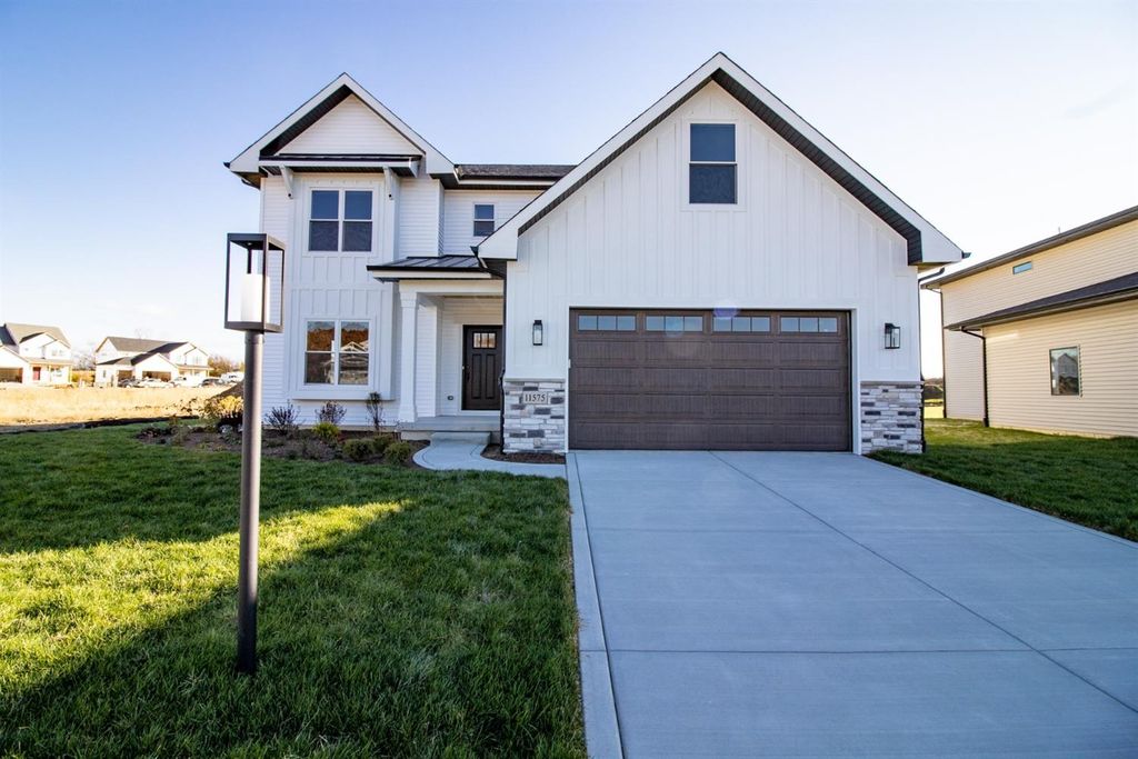 11566 Newton St, Crown Pt, IN 46307
