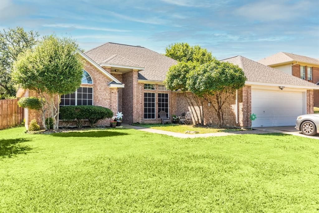 1504 New Haven Dr, Mansfield, TX 76063