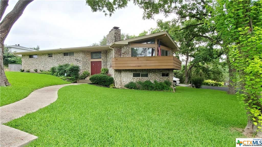 407 Downing St, Belton, TX 76513
