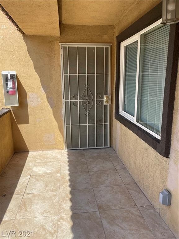 6966 Issac Ave #4, Las Vegas, NV 89156