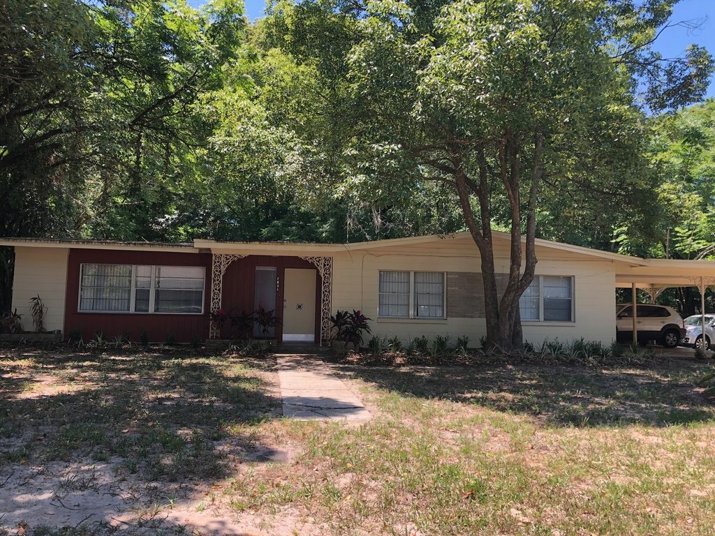 2631 NW 1st Ave, Gainesville, FL 32607