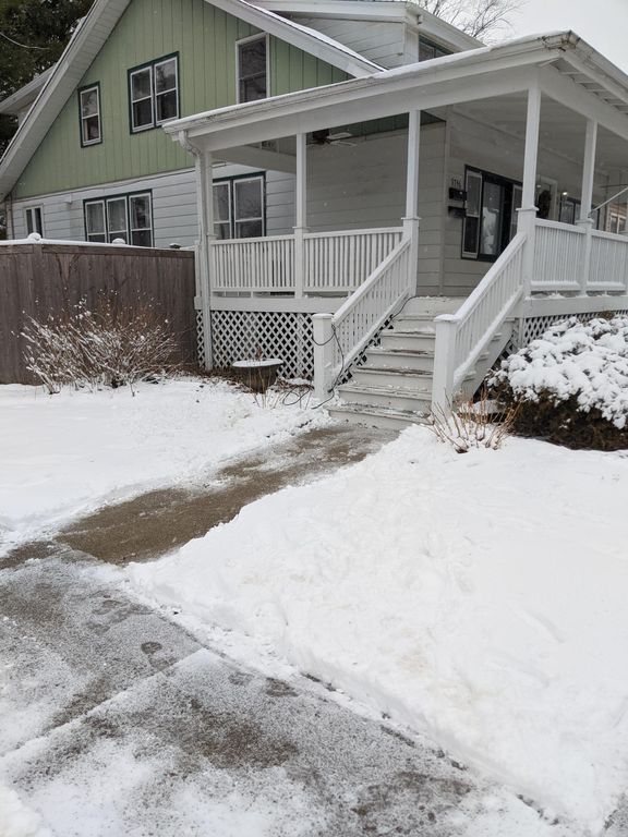 9746 S 53rd Ave #1, Oak Lawn, IL 60453