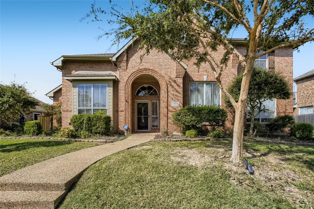 3905 Lakeside Dr, Rowlett, TX 75088