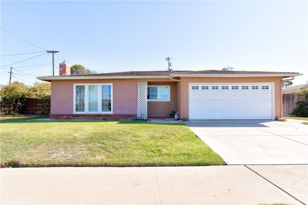 3906 Berrywood Dr, Santa Maria, CA 93455