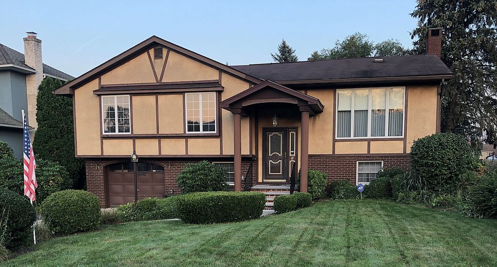 4 Amherst Park, Scranton, PA 18504