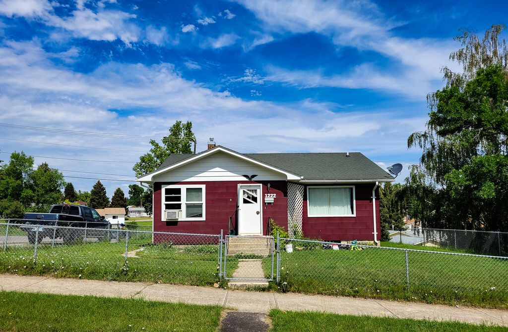 1222 W Washington St, Lewistown, MT 59457 Trulia
