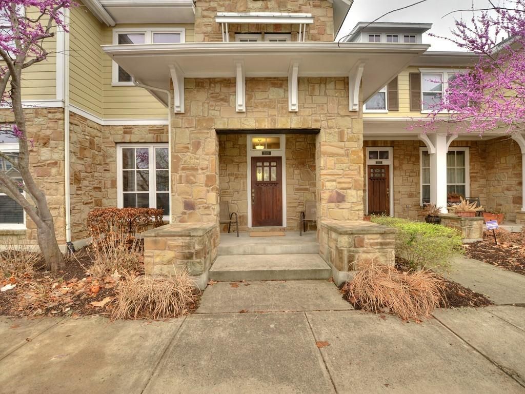 2025 Zach Scott St, Austin, TX 78723 - 3 Bed, 3 Bath Townhouse - MLS