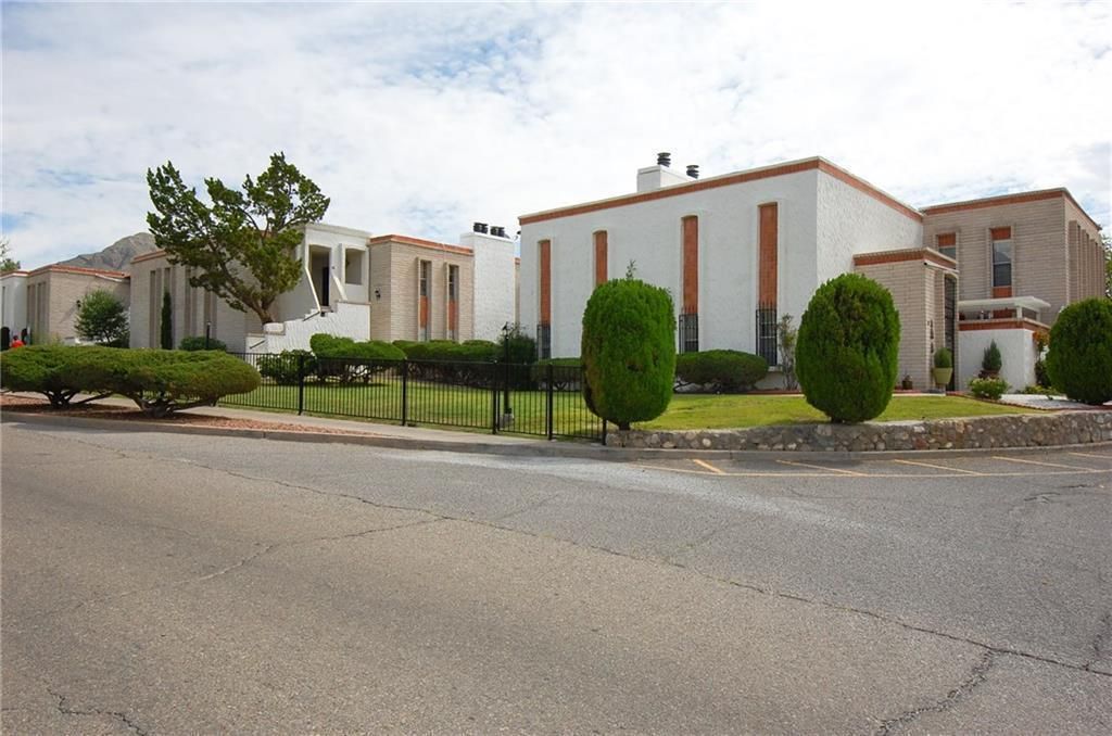6201 Escondido Dr D3, El Paso, TX 2 Bed, 2 Bath Condo 12 Photos