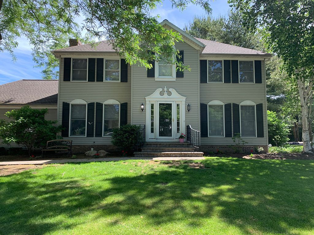 825 Stockbridge Dr, Erie, PA 16505 Trulia