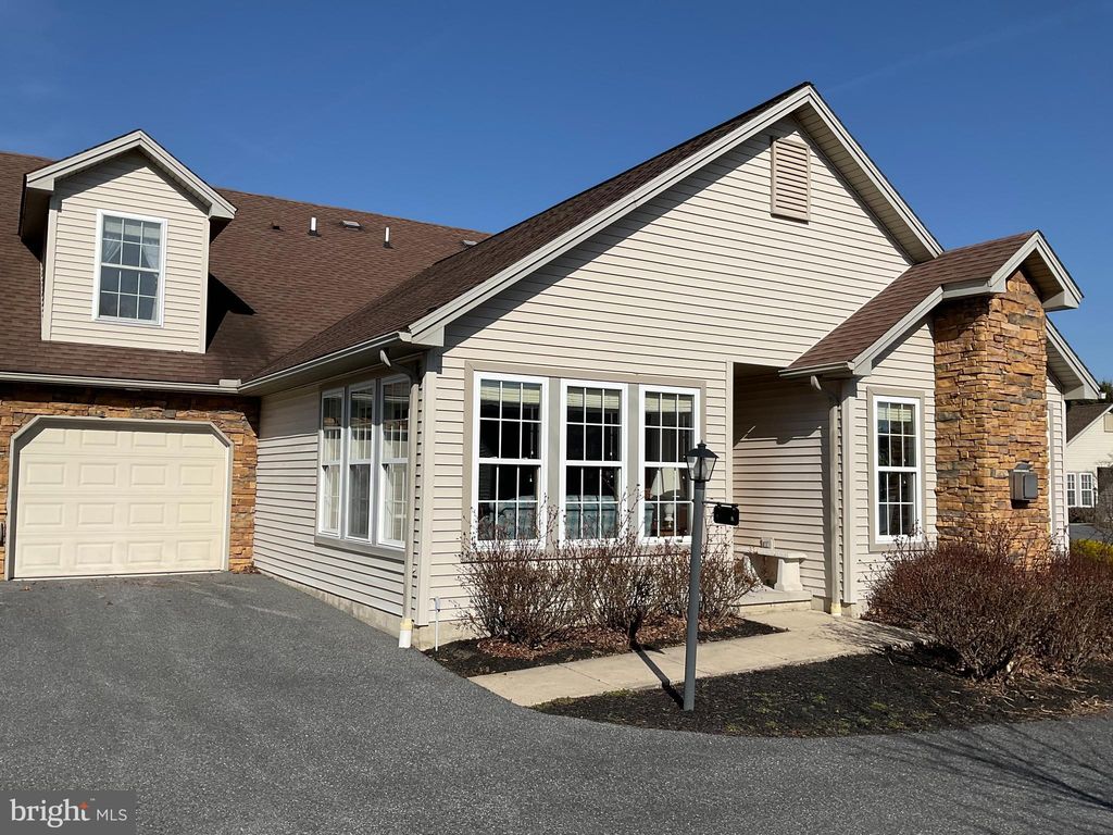 26 Hillview Ct, Fairfield, PA 17320