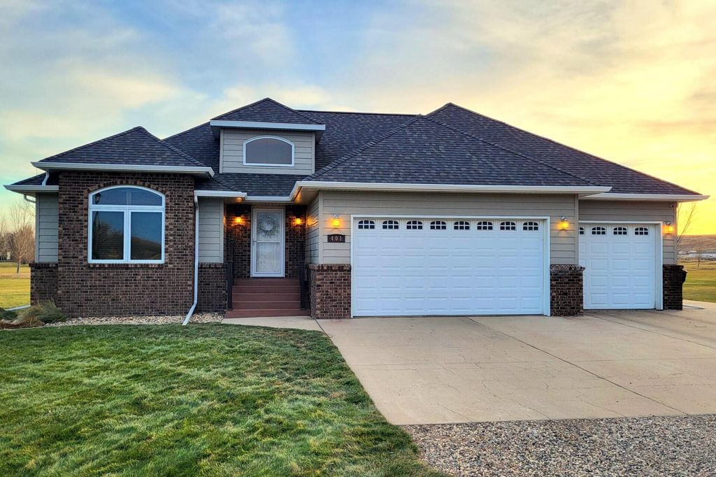 401 Fort Chouteau Rd, Fort Pierre, SD 57532