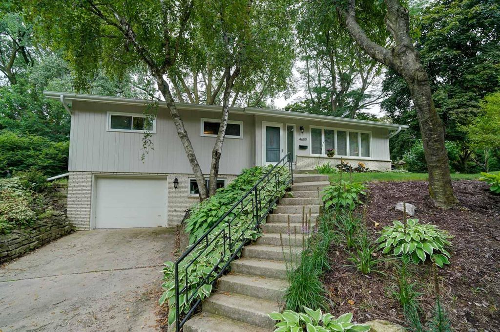 4609 Waukesha St, Madison, WI 53705