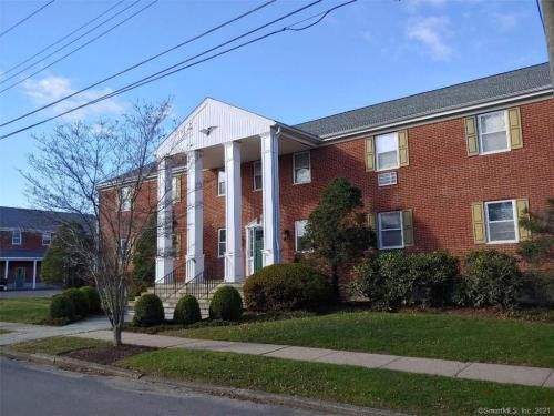 261 Millard St #5B, Fairfield, CT 06824