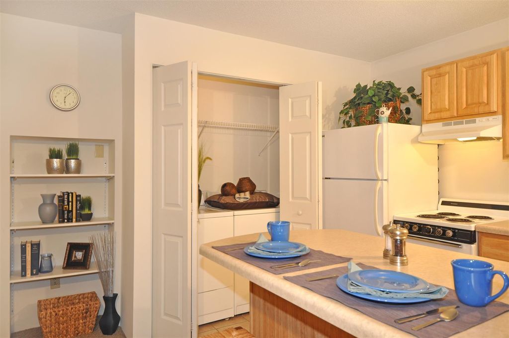 1004 W Main St, Urbana, IL 61801
