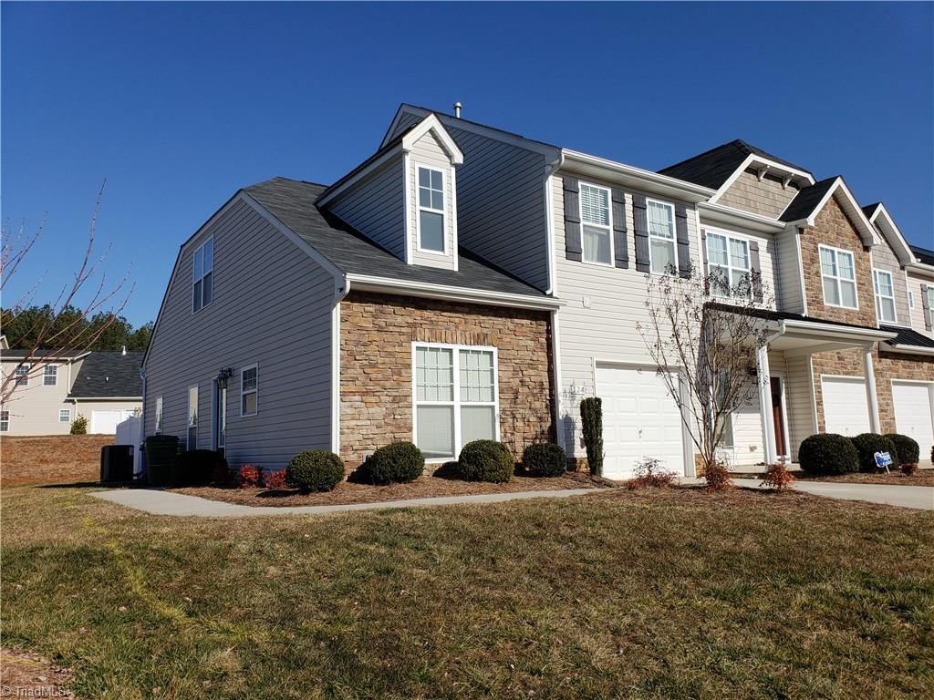 124 Penry Ln, Clemmons, NC 3 Bed, 3 Bath Townhouse 23 Photos Trulia