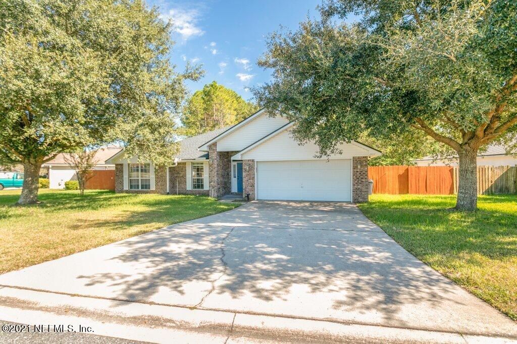 2727 Fox Creek Dr E, Jacksonville, FL 32221